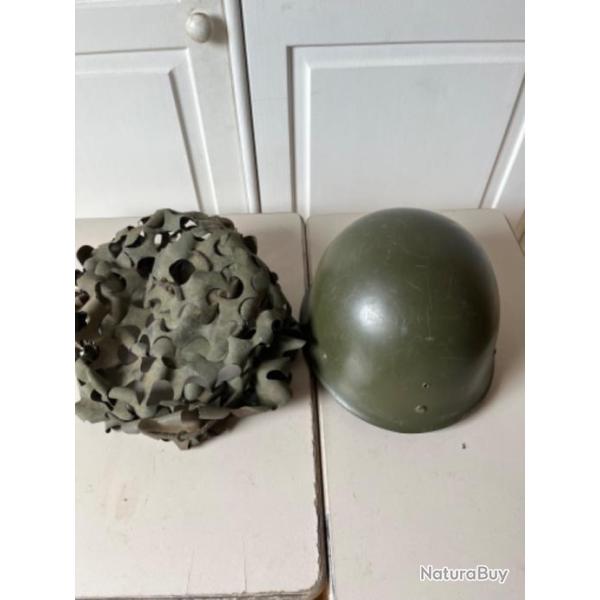 Liner ,sous casque avec filet de camouflage saladepour casque modle 51,dat 1970.