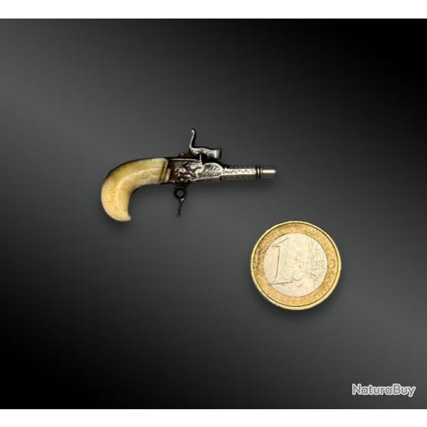PISTOLET � COFFRE MINIATURE - France - XIX�me si�cle
