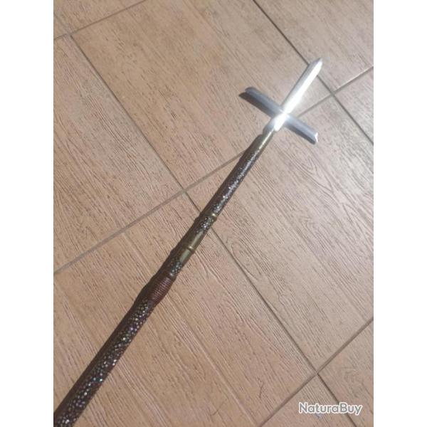 18Eme Sicle  .  LANCE  JAPONAISE  YARI  AVEC  SA  MONTURE  OUVRAGEE  .