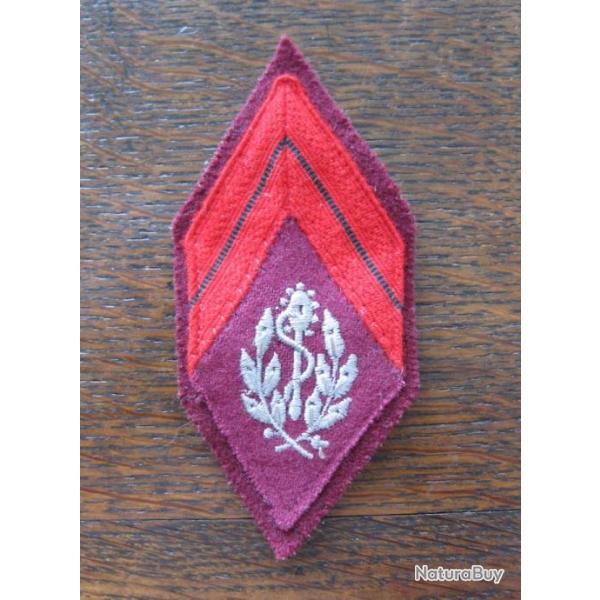 Arm�e fran�aise - Losange de bras mod�le 45 du Service de sant�