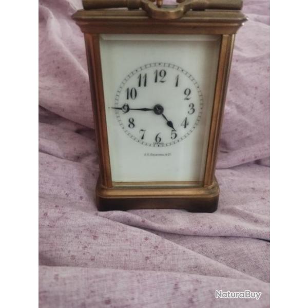 Pendulette d'officier