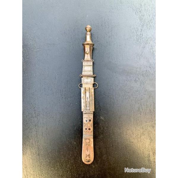 SUPERBE GRAND COUTEAU TOUAREG TOUT EN D�CORS ARGENT, NORD NIGER