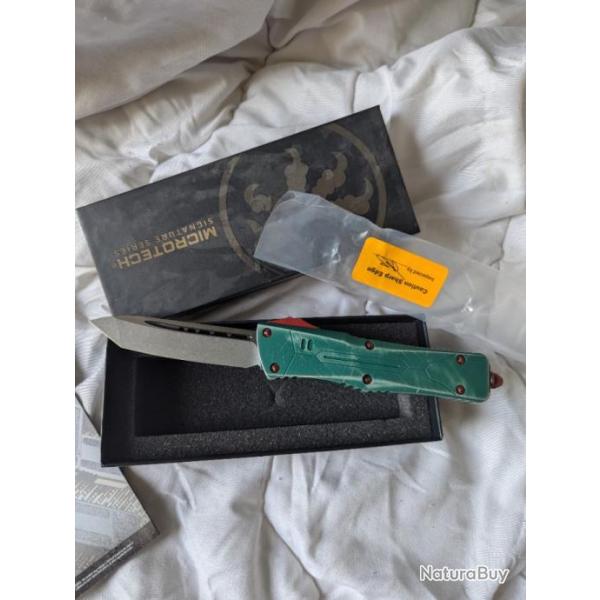 Microtech combat troodon bounty hunter