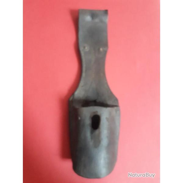 Baionnette Allemande 98/05 porte fourreau premi�re guerre