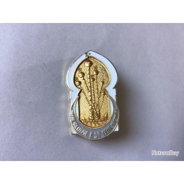 VENDU PAR LE-CUIRASSIER INSIGNE 1ER R�GIMENT DE SPAHIS ECS/ECL