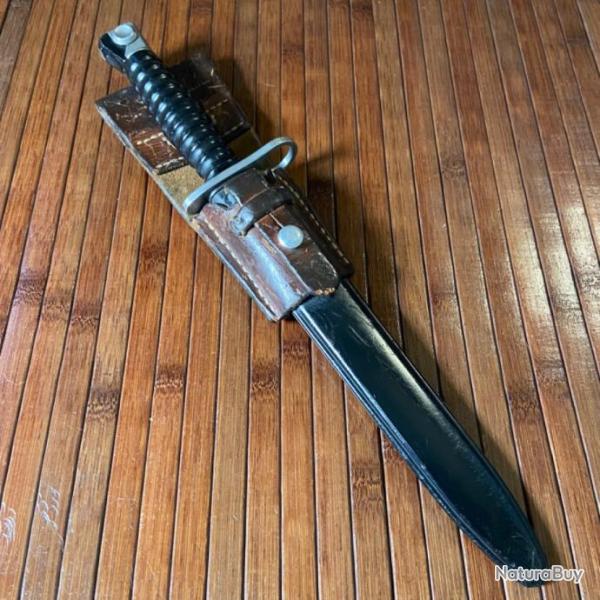 TR�S BELLE BA�ONETTE FASS STGW 57 COMPL�TE AVEC FOURREAU ET GOUSSET CUIR