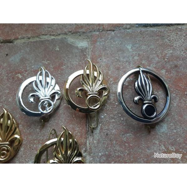 Lot de 5 insignes de b�ret de la L�gion Etrang�re superbe �tat. Petite collection.