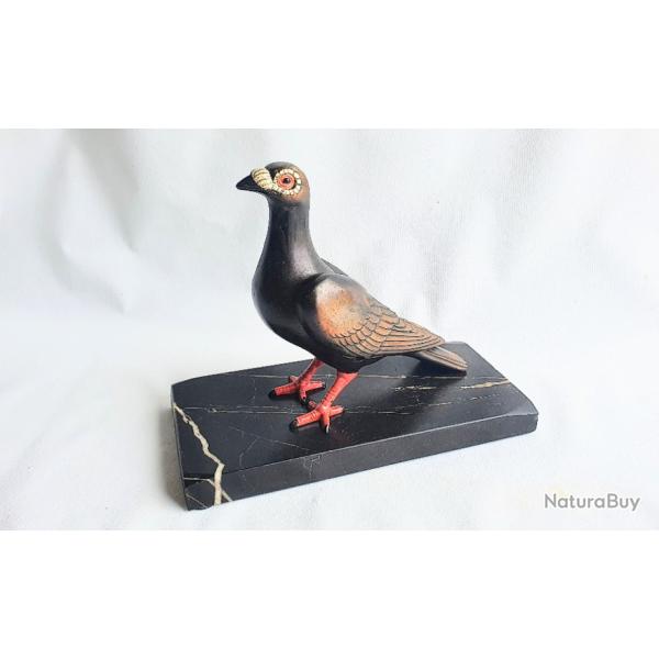 Sculpture en m�tal sur socle en marbre (le pigeon)sign� (TEDD) Art d�co, ann�es 1930