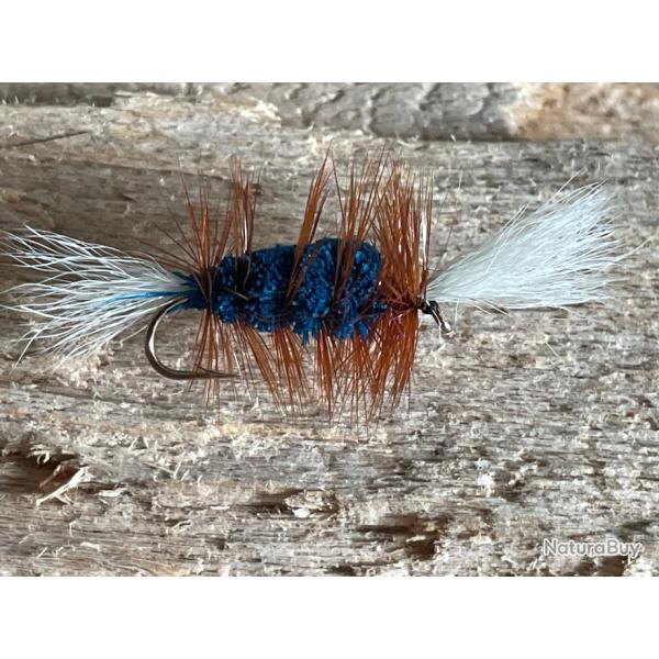 mouche Truite Bomber Bleu hame�on num�ro 12