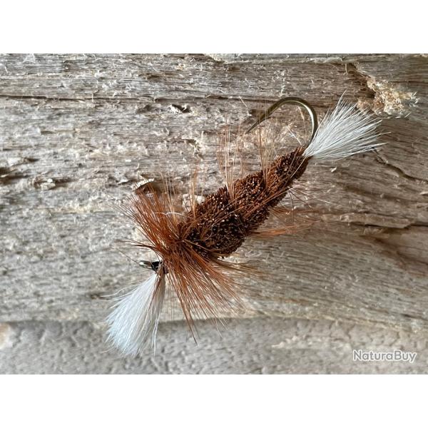 mouche Saumon & Truite de mer Bomber Marron hame�on num�ro 2