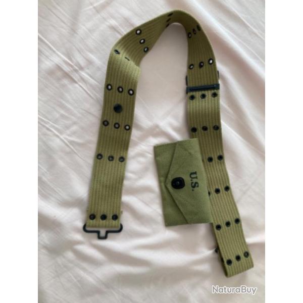 Ceinturon M36, avec pouch pansement.