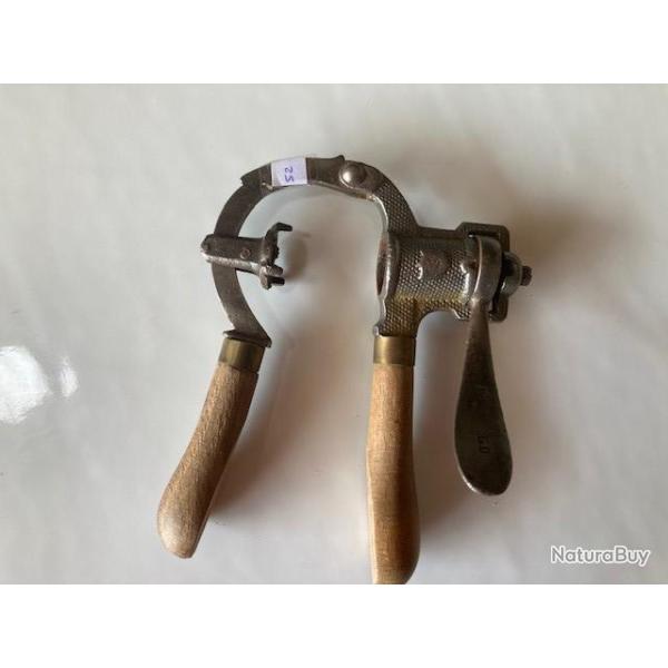 SERTISSEUR CAL 16 N�52