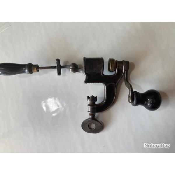 SERTISSEUR CAL 16 N�56