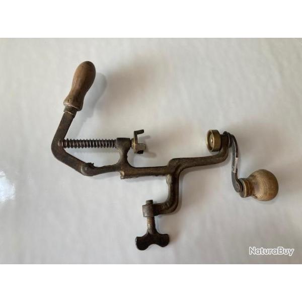 SERTISSEUR CAL 16   N� 66