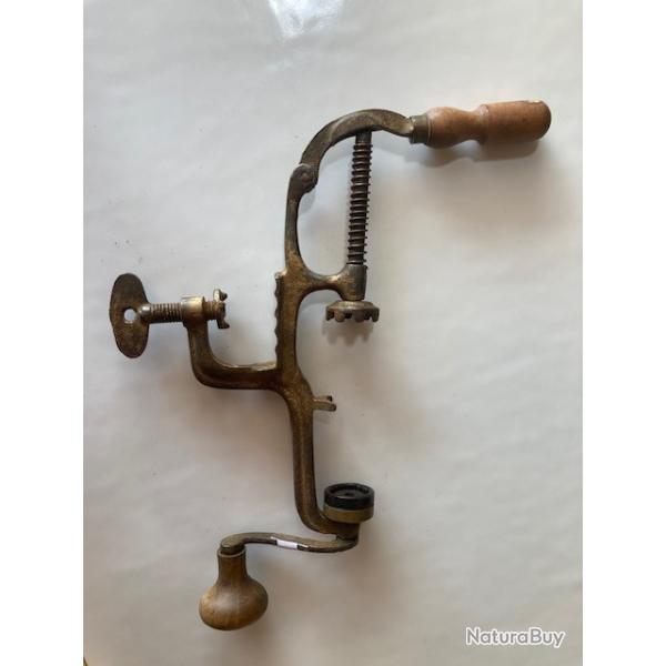 SERTISSEUR CAL 16   N� 70