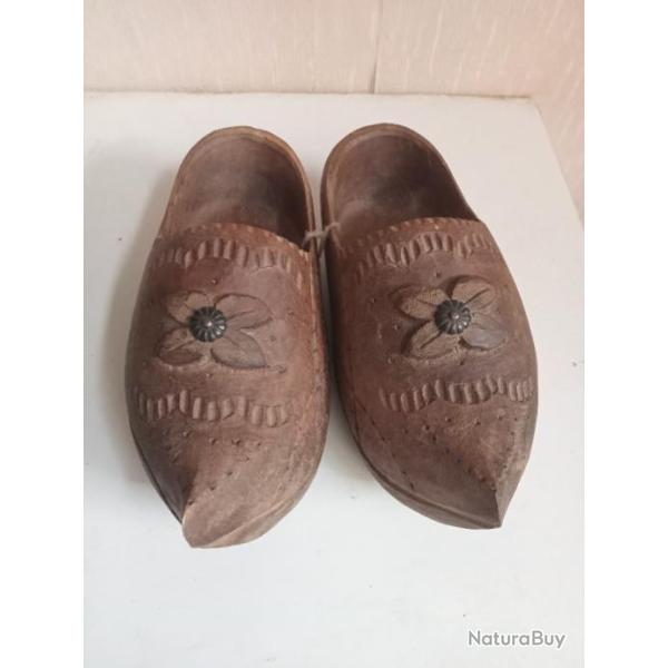 sabot en bois petite taille longueur 18 cm de 1977