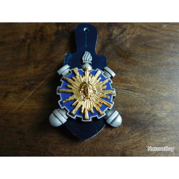 insigne �tablissement r�gional du mat�riel versaille arm�e / G 2755