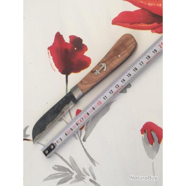 Couteau de gabier ��Port des Barques ��