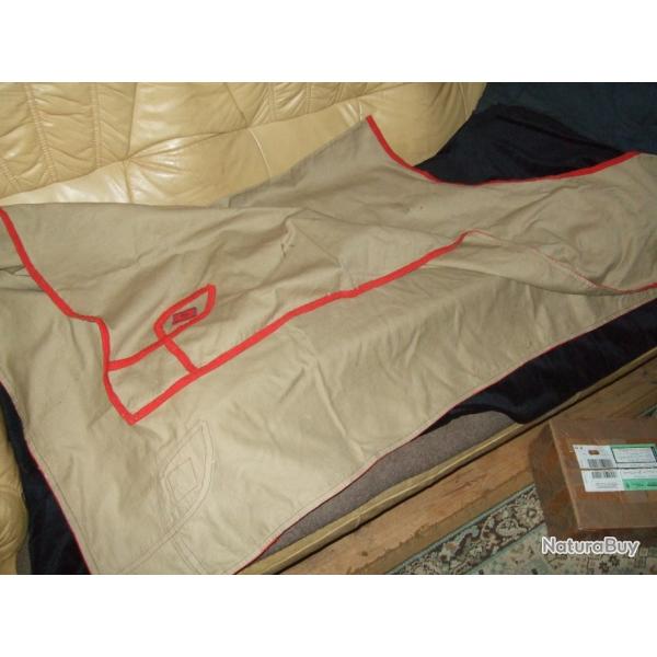 Couverture de parade pour animal d'un rgiment d'artillerie ( 65e ). (Equipement de collection )