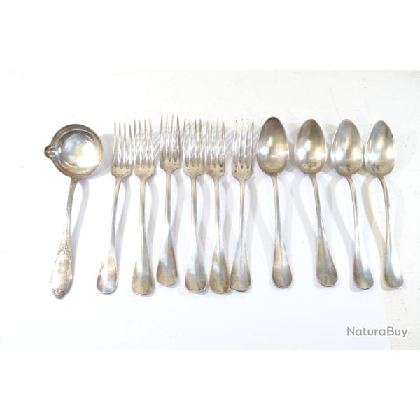 Ensemble de couverts en m�tal argent�, ancien vintage, collection, art de la table