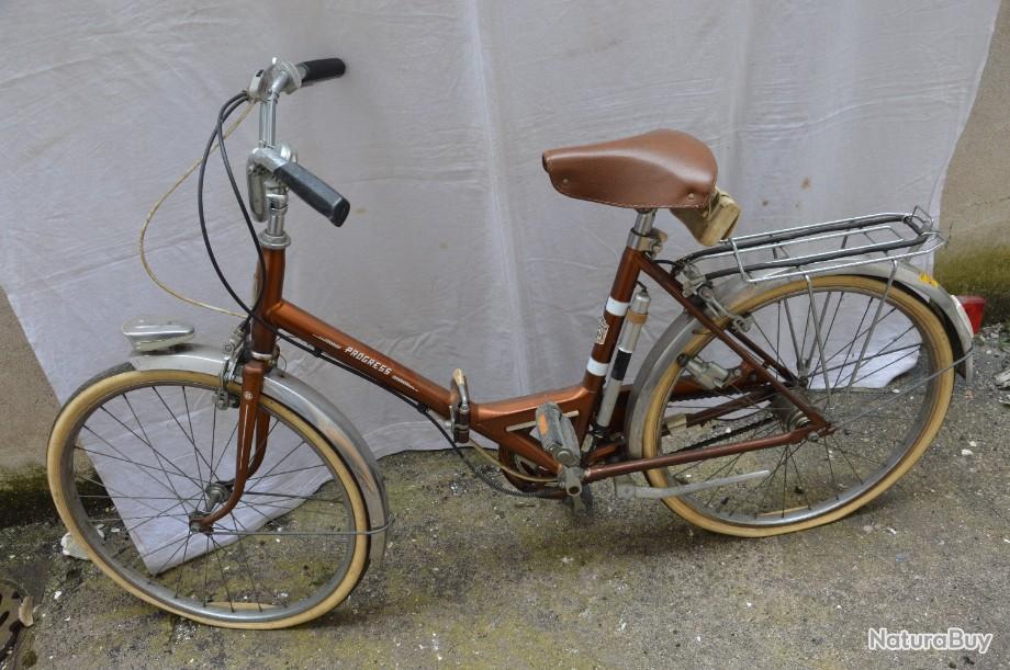 Superbe vélo ancien Motoconfort adulte à réviser - Vélos