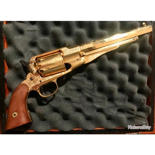 Revolver Remington 1858 dor� � l' or fin calibre 44