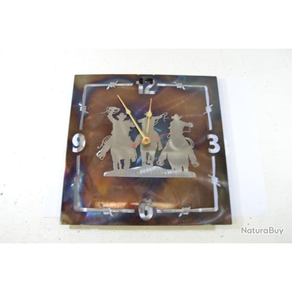 Horloge en m�tal style Western, farwest, d�co ranch, cowboy lasso. Import USA