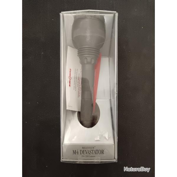 LAMPE SUREFIRE M4 DEVASTATOR 250/350 LUMENS