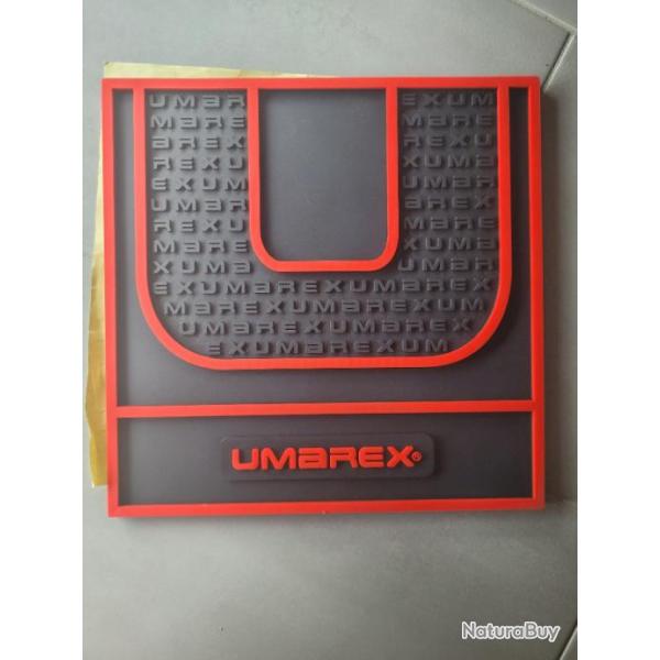 TAPIS MAINTENANCE ENTRETIEN UMAREX 305 X 305 MM
