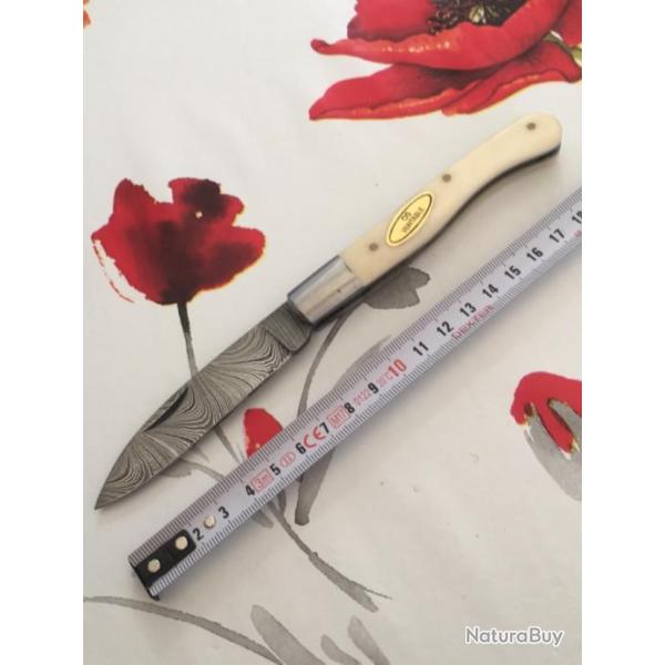 Couteau mod�le ��Aurillac �� lame en Damas 160 plis