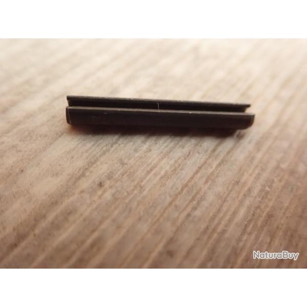 Axe, goupille pour arme. L : 25 mm. � 3,4-3,84 mm