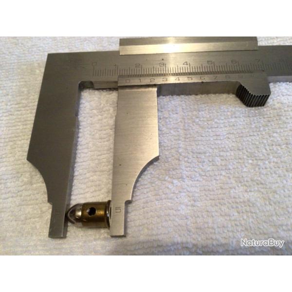 Une balle neutralis�e 8 mm mitrailleuse de poche MANUFRANCE