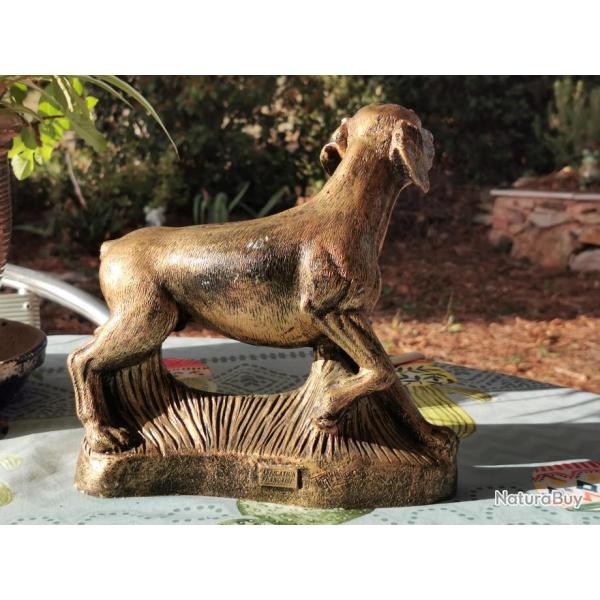 Sculpture de Chien de chasse par Fallico sculpteur Fran�ais haut: 24cm
