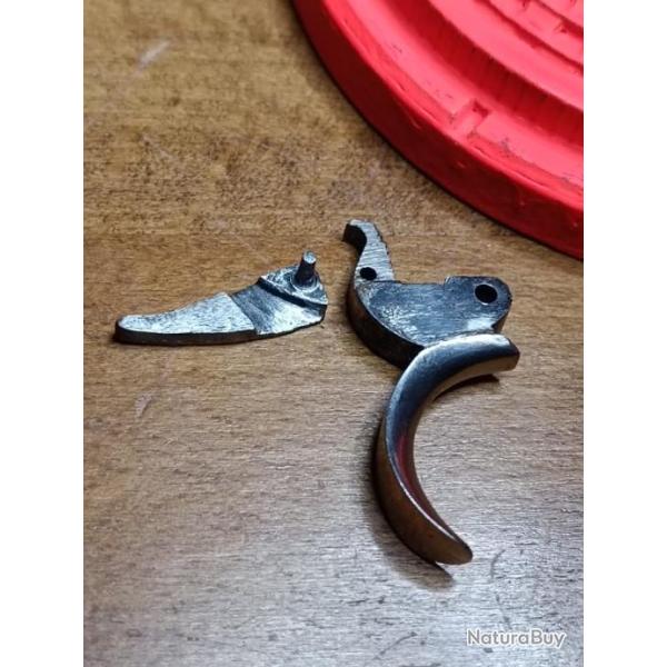 Revolver Saint Etienne - pi�ce - D�tente