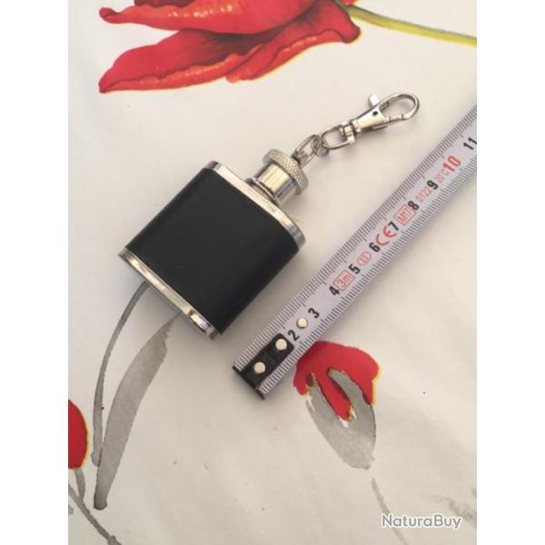 Porte cl�s flasque � alcool