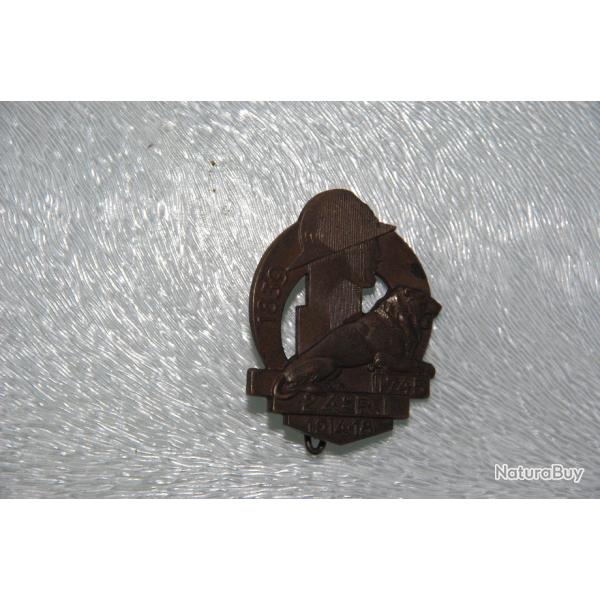 INSIGNE  DU 24 � REGIMENT  D'INFANTERIE  DE 1939 ------------------ARTHUS BERTRAND PARIS DEPOSE ----