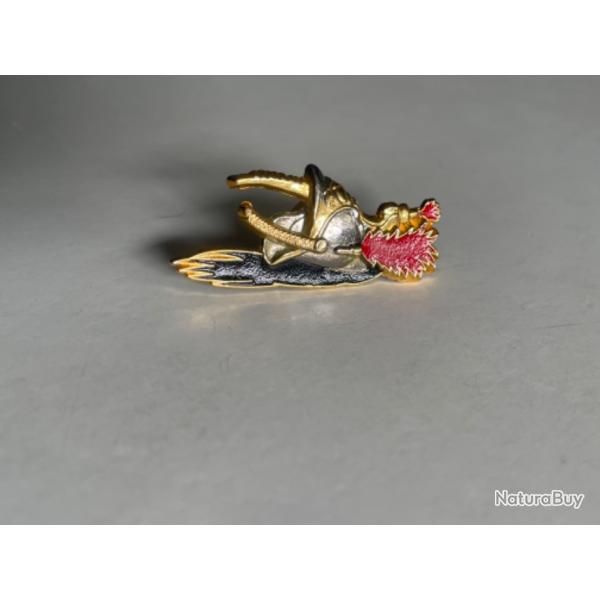 Pin's garde r�publicaine gendarmerie � cheval