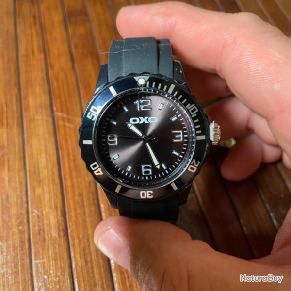 MONTRE OXO QUARTZ JAMAIS PORT�
