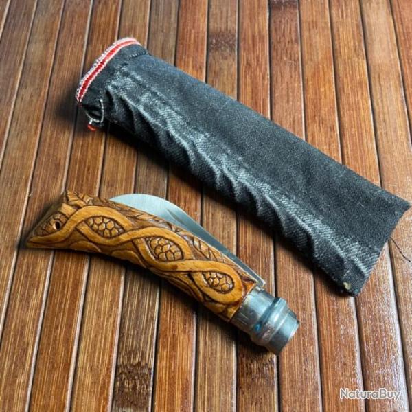 COUTEAU PLIANT OPINEL CUSTOM SERPETTE MANCHE EN BOIS SCULPT� � LA MAIN ARTISANALE