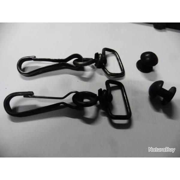 Pi�ce de PM 24/29 - 2 mousquetons et 2 boutons de bretelle