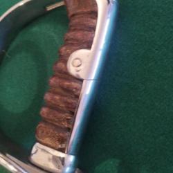 Sabre portugais mod&egrave;le 1885 pour &eacute;tudiants du Col&eacute;ge Royal.Garde