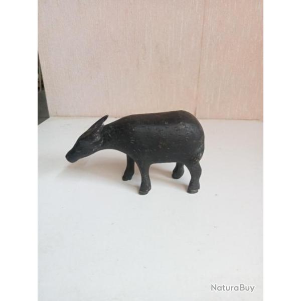 statuette XIX�me en bronze noirci longueur 11 cm hauteur 7 cm