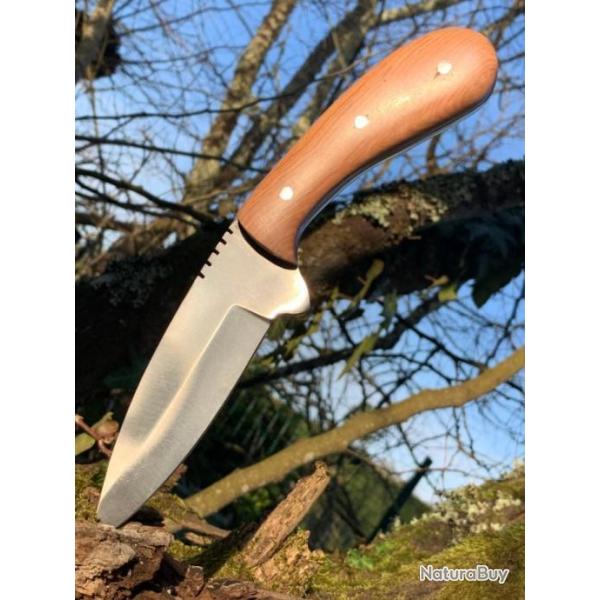 Solide couteau 440 C pleine semelle - Teck poli + �tui cuir