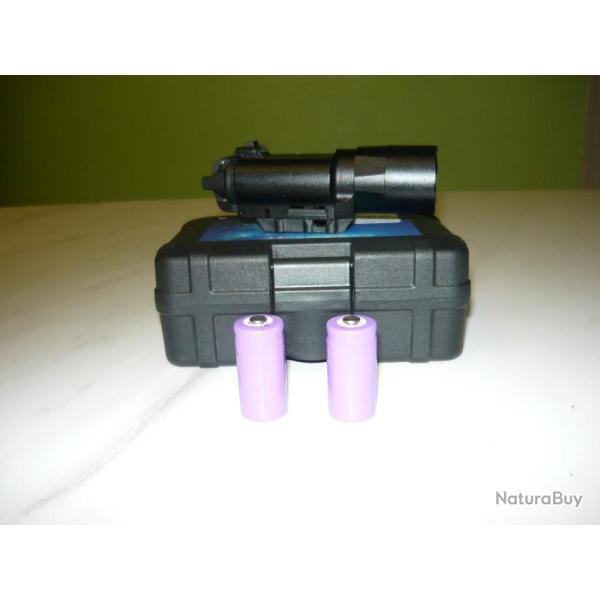 Promotion !!!   Lampe genre x 300 pour arme de poing ou d'�paule