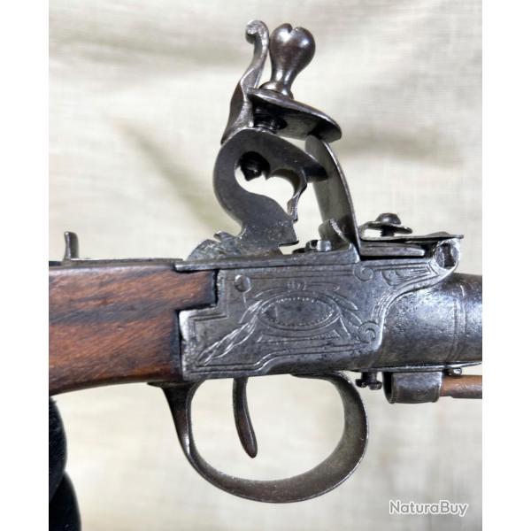 Beau pistolet � silex de voyage - Fin XVIII i�me si�cle - TB �tat