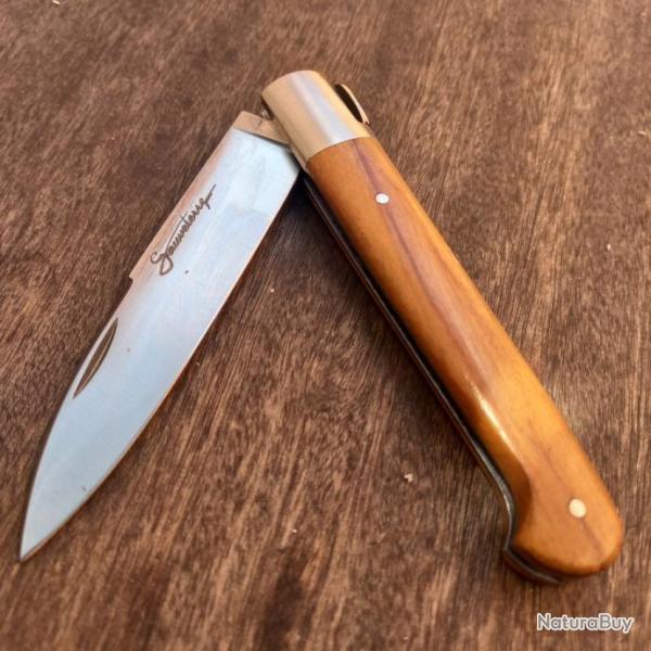 Joli Couteau R�gional LE SAUVETERRE Manche en Bois d OLIVIER avec Poncetage