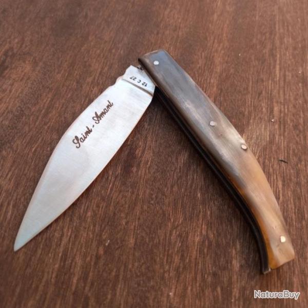 Joli Couteau R�gional Le SAINT AMANT Manche en Corne