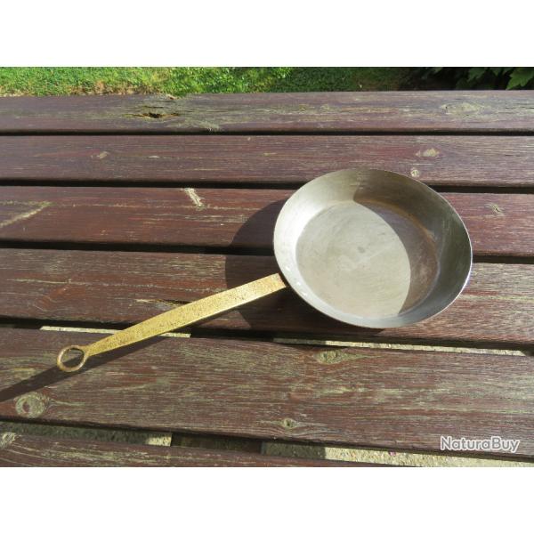 Grande po�le � frire/po�le � sauter en cuivre doubl�es d'�tain avec poign�e - France (Vers 1960-70)