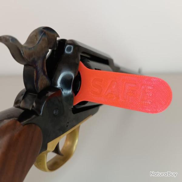 Drapeau T�moin de Chambre Vide 1858 Remington Pietta Made in France