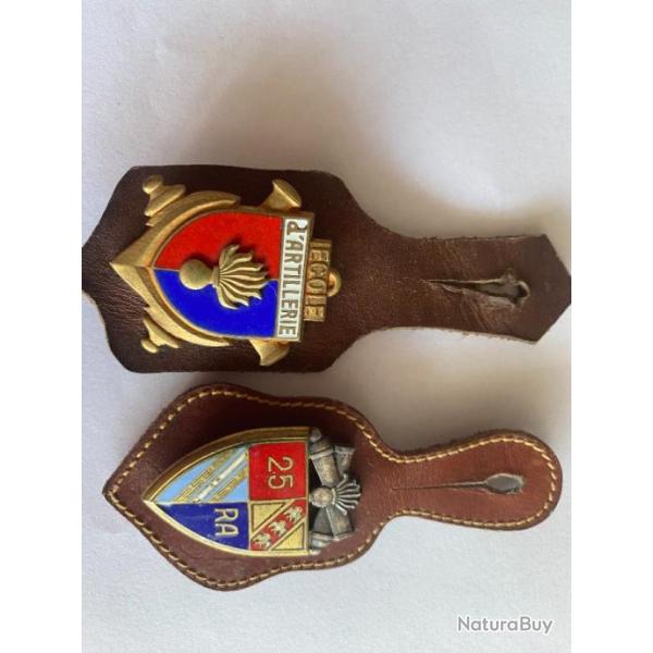 2 insignes 25 �me RA , Ecole d'artillerie